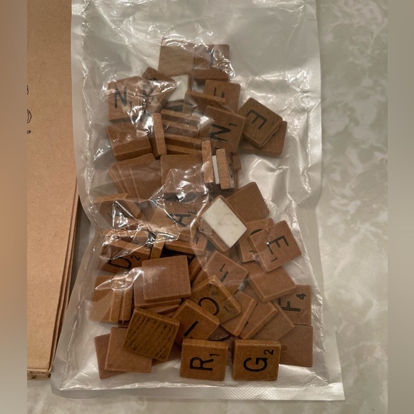 LOT of Craft Supplies colored staples, paperbag,party bag, sticker letter square - Picture 3 of 14